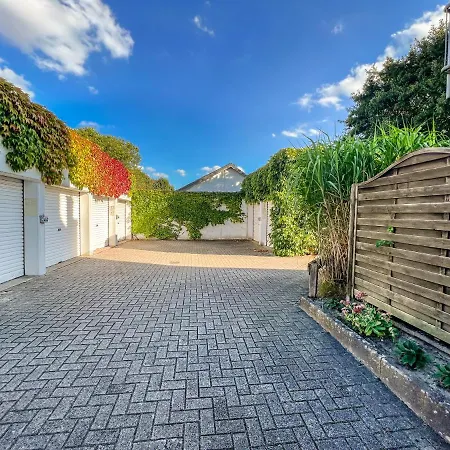 Immostay #2 -moderne Mit Zwei Balkonen, Wlan & Parkmoeglichkeit