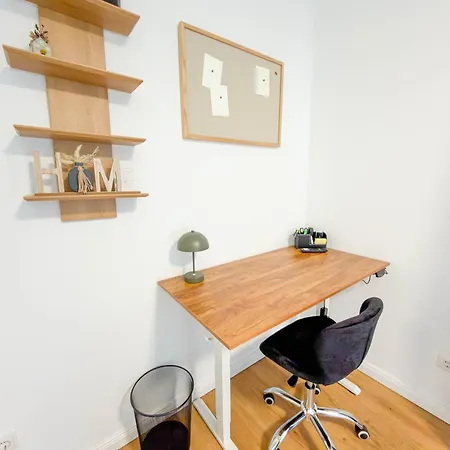Immostay - 2 Mit Balkon, Wifi & Homeoffice *
