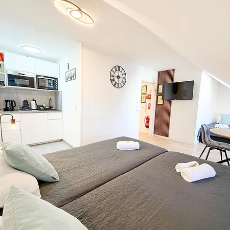 דירה Immostay - 2 Mit Balkon, Wifi & Homeoffice