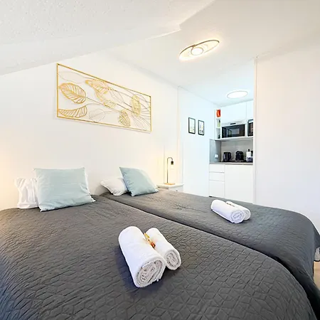 Immostay - 2 Mit Balkon, Wifi & Homeoffice שטור