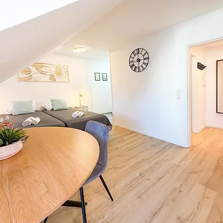 Immostay - 2 Mit Balkon, Wifi & Homeoffice