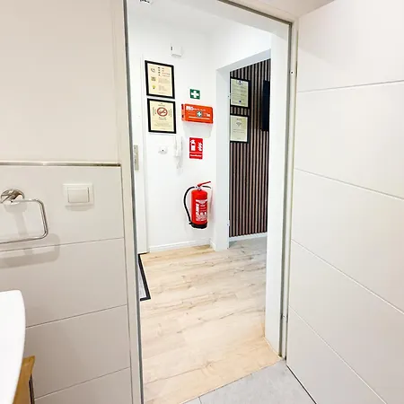 Immostay - 2 Mit Balkon, Wifi & Homeoffice שטור
