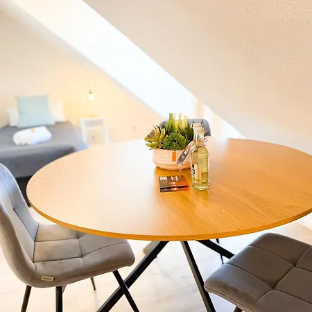דירה Immostay - 2 Mit Balkon, Wifi & Homeoffice *