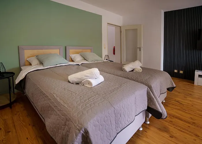 Immostay #2 -moderne Mit Zwei Balkonen, Wlan & Parkmoeglichkeit * Stuhr