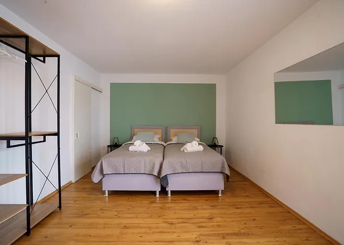 Immostay #2 -moderne Mit Zwei Balkonen, Wlan & Parkmoeglichkeit Stuhr